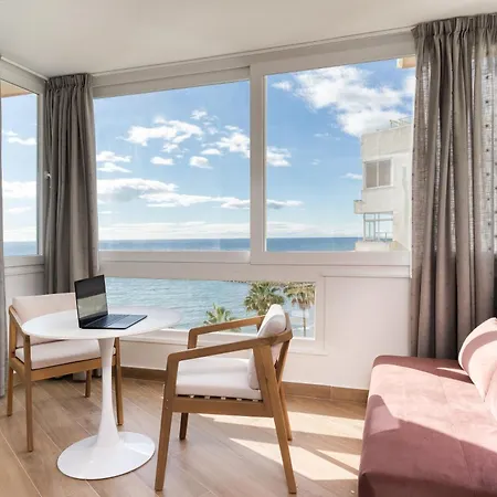 Luxury On The Beachfront Apartment